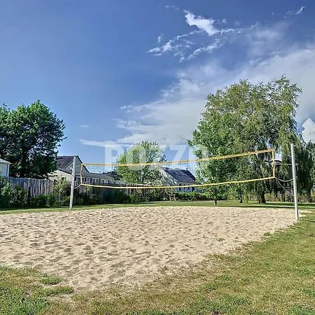 De Standing A Jullouville: 6 Couchages, Piscine Chauffee, Proche Et Commerces, Wifi Gratuit