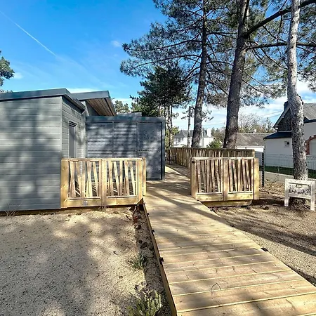 De Standing A Jullouville: 6 Couchages, Piscine Chauffee, Proche Et Commerces, Wifi Gratuit - Fr-1-361-548 Chalet Jullouville-les-Pins