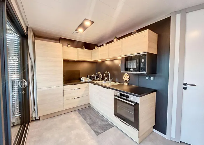 シャレー De Standing A Jullouville: 6 Couchages, Piscine Chauffee, Proche Et Commerces, Wifi Gratuit - Fr-1-361-548 *