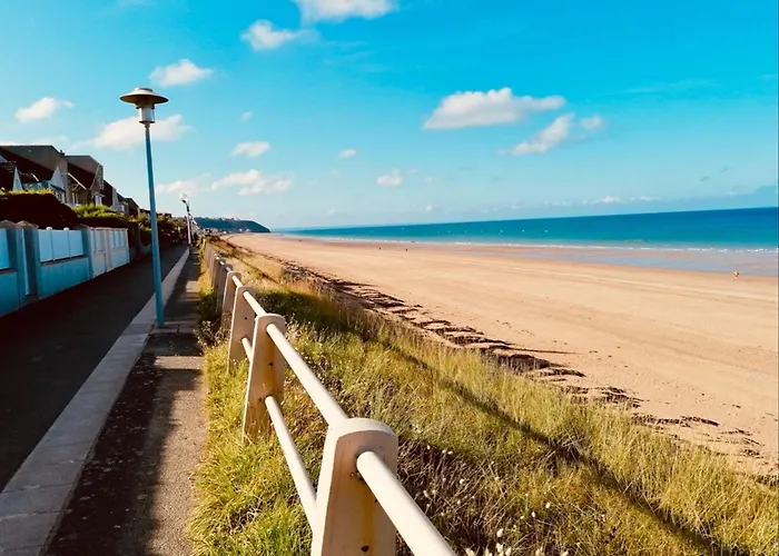 De Standing A Jullouville: 6 Couchages, Piscine Chauffee, Proche Et Commerces, Wifi Gratuit - Fr-1-361-548 *