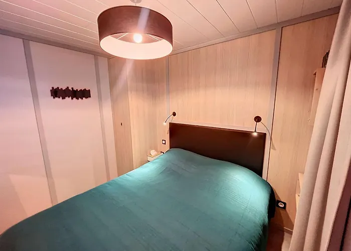 De Standing A Jullouville: 6 Couchages, Piscine Chauffee, Proche Et Commerces, Wifi Gratuit - Fr-1-361-548 シャレー