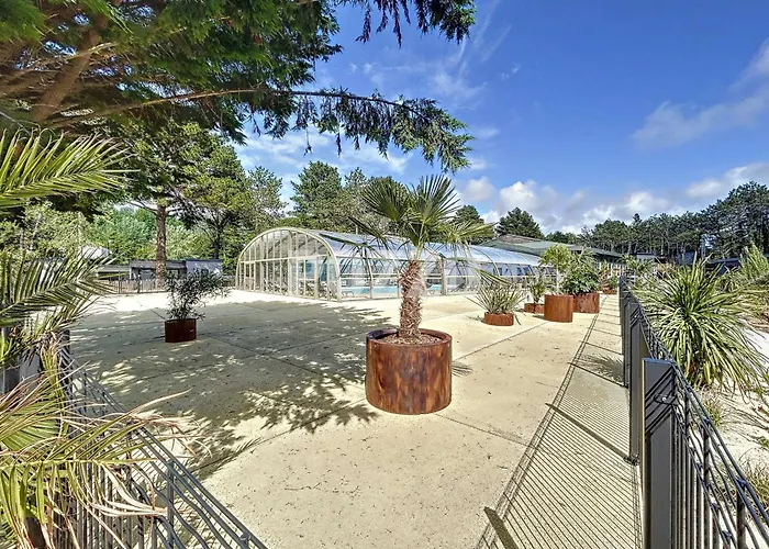 シャレー De Standing A Jullouville: 6 Couchages, Piscine Chauffee, Proche Et Commerces, Wifi Gratuit - Fr-1-361-548 *